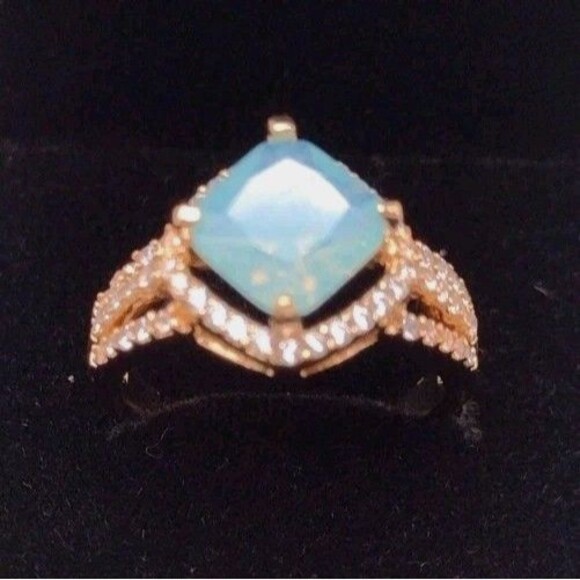 Asscher Cut Aqua Chalcedony Zircon 61 Stone Gold Overlay Ring Size 7 + Box Gift - Picture 1 of 6